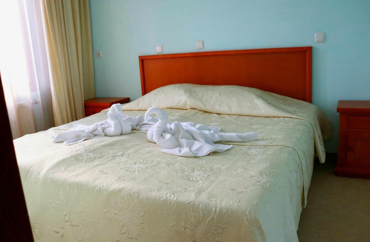 Family Hotel Nadine Банско Экстерьер фото